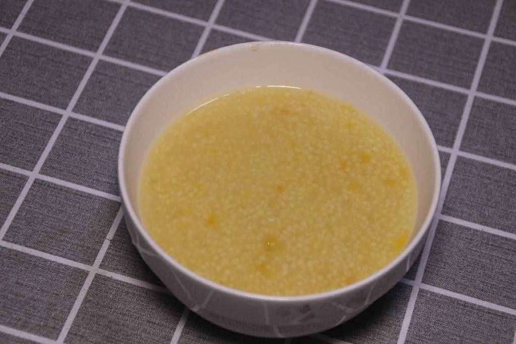 熬小米粥，用熱水還是涼水？教你粥鋪不外傳做法，粘稠好喝米油多