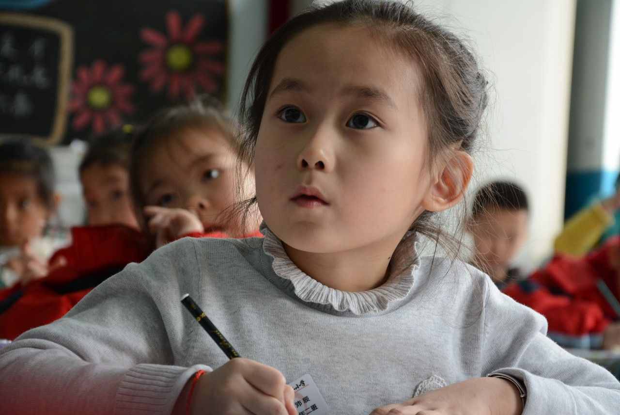 新學(xué)期，開(kāi)學(xué)季，家長(zhǎng)們?nèi)绾谓o孩子提合理化建議和希望？