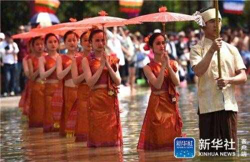 潑水節(jié)的來歷由來及節(jié)日故事 潑水節(jié)的歷史傳說介紹
