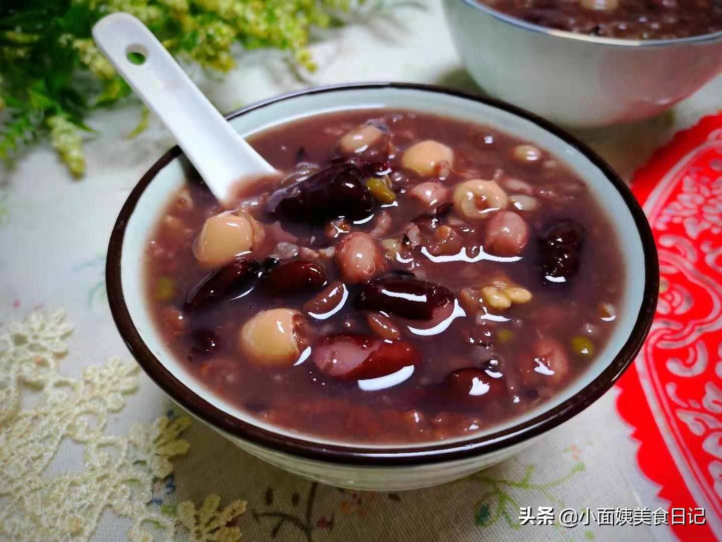 明天臘八節(jié)，教你傳統(tǒng)的臘八粥做法，滋養(yǎng)五臟，驅(qū)寒保暖好過冬