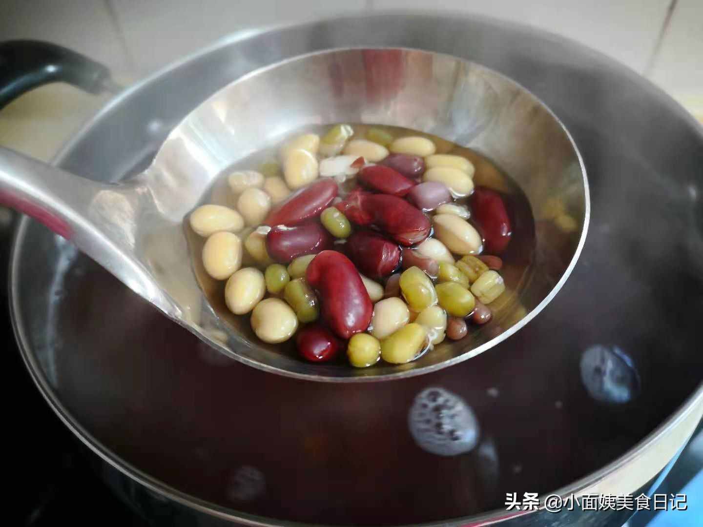 明天臘八節(jié)，教你傳統(tǒng)的臘八粥做法，滋養(yǎng)五臟，驅(qū)寒保暖好過冬