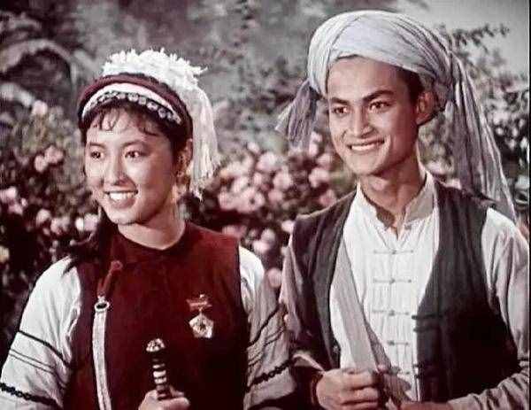 18部老電影插曲，首首經(jīng)典，收藏起來(lái)給爸媽慢慢聽(tīng)！