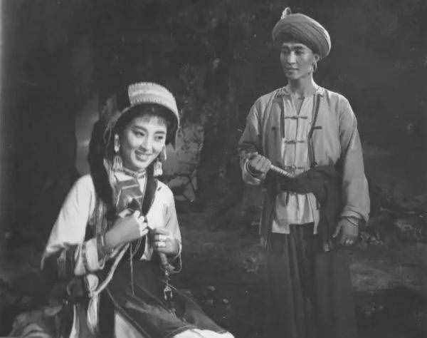18部老電影插曲，首首經(jīng)典，收藏起來(lái)給爸媽慢慢聽(tīng)！