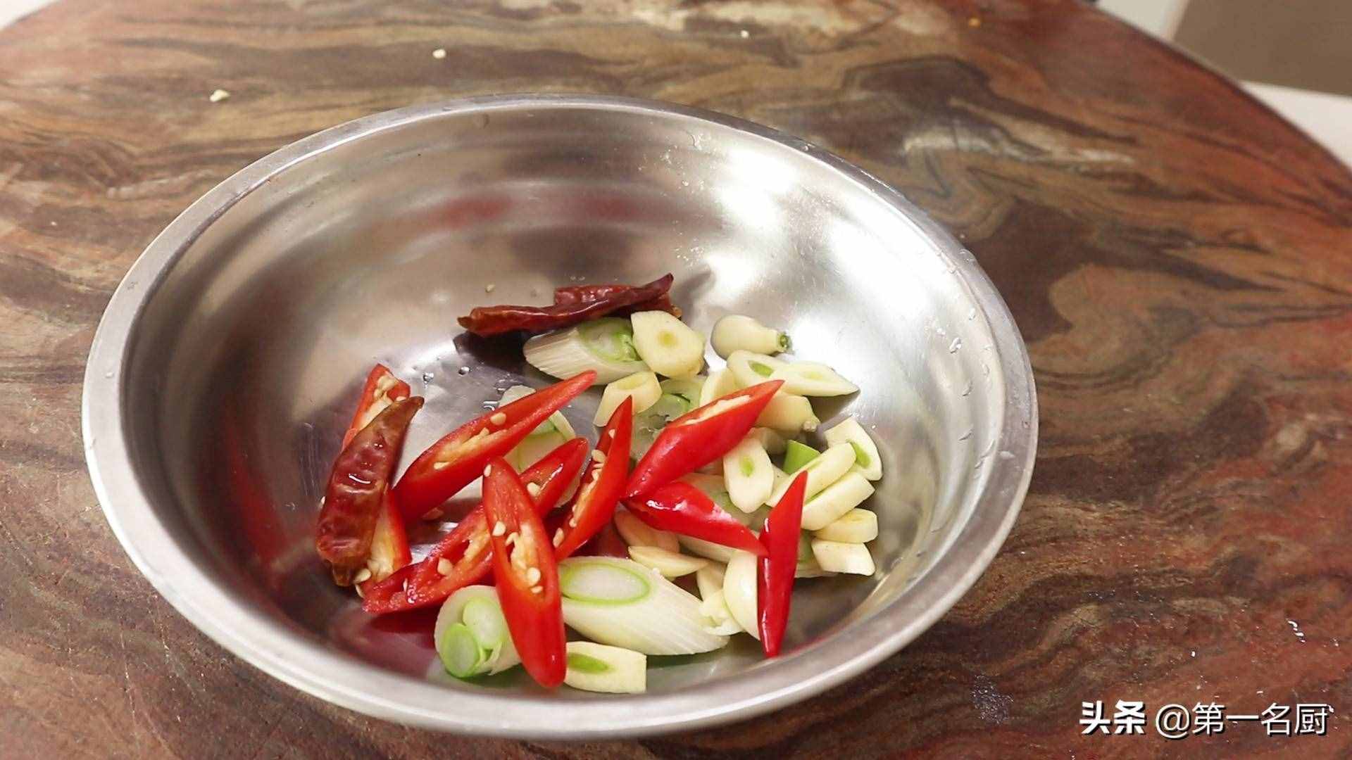 飯店的芹菜炒香干為啥好吃？2個技巧請收藏，上桌比葷菜更受歡迎