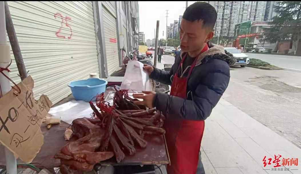 豬肉攤主網(wǎng)售自制香腸遭起訴十倍索賠 法學(xué)專家：裸裝食品屬三無(wú)產(chǎn)品，但不一定違法