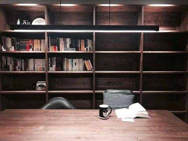 如何在家里打造一個(gè)漂亮的書柜？