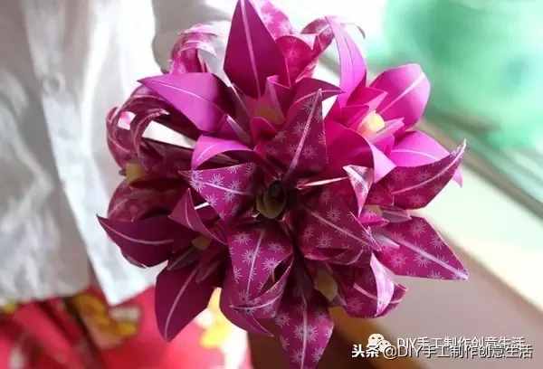 紙藝｜3款簡單折紙花教程