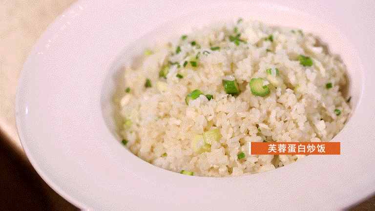 黃浦江邊的五星級酒店精品套餐，人均￥100出頭品嘗9菜1湯
