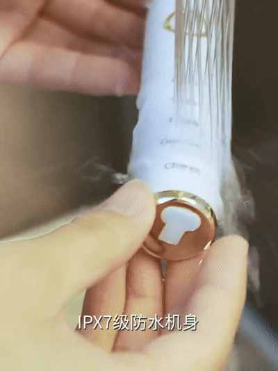 電動(dòng)牙刷的價(jià)格屠夫，29元三個(gè)刷頭，功能不輸幾百元的大牌牙刷