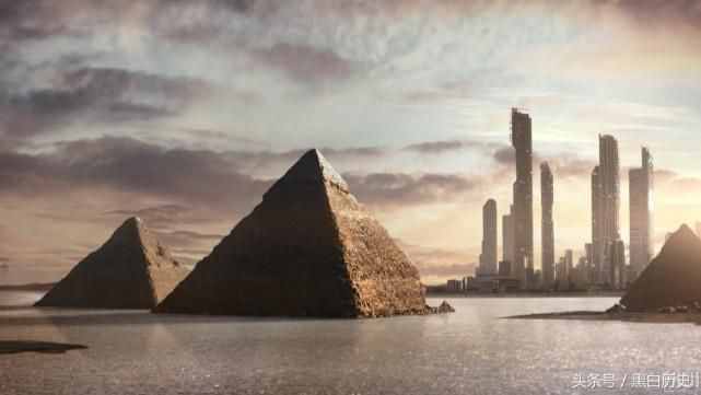 世界公認(rèn)八大奇跡，如今有六個已經(jīng)被毀了，剩下的有一個在中國