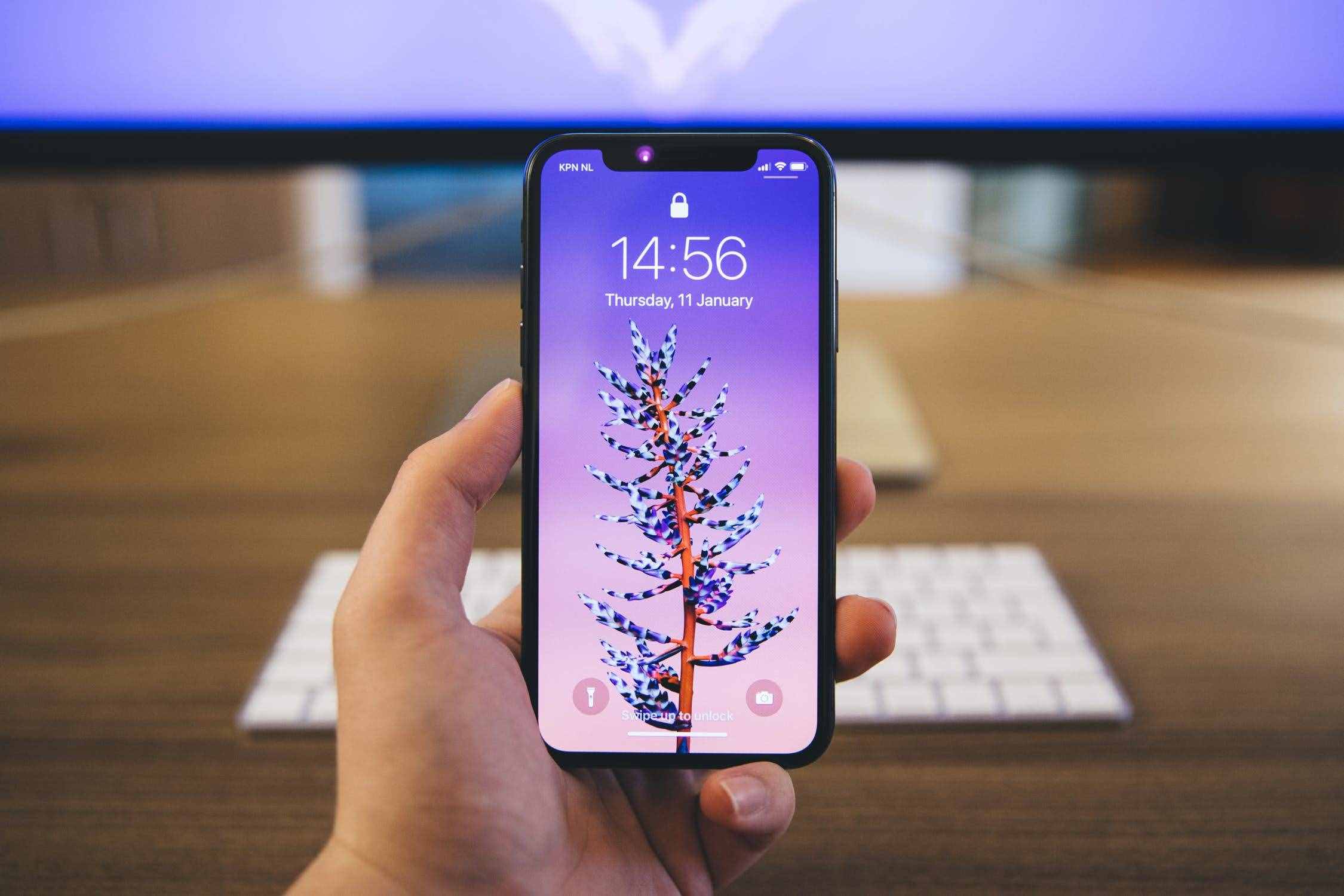 用了這么久蘋果手機(jī)，才知道還可以這樣設(shè)置動(dòng)態(tài)壁紙，漲知識(shí)了