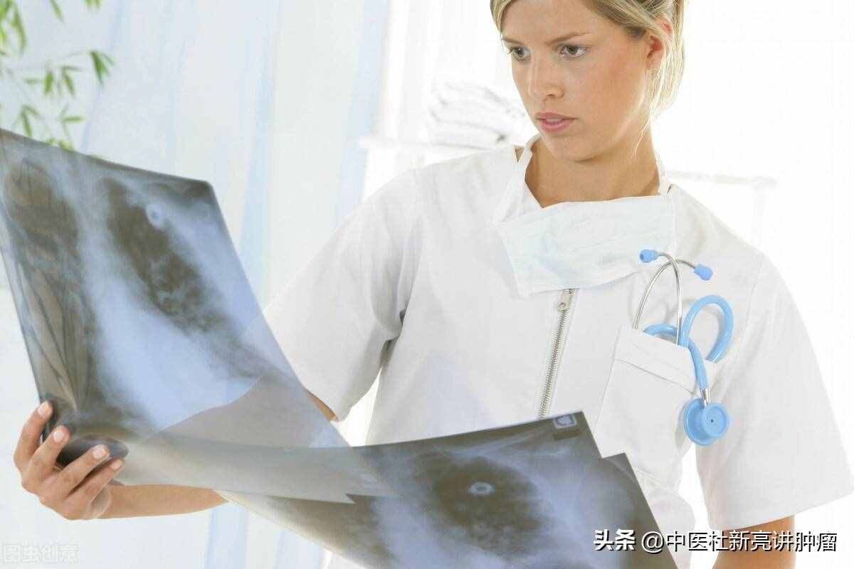 中醫(yī)分享中藥天冬，滋陰潤(rùn)燥、清肺降火，常用于肺癌咳血