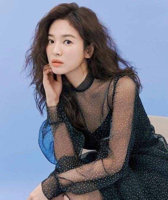 2020韓國(guó)最美女星排行榜，宋慧喬樸信惠IU未進(jìn)前三，冠軍當(dāng)之無(wú)愧