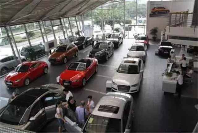 4S店銷售賣一輛車，能掙你多少錢，看看業(yè)內(nèi)人士怎么說的