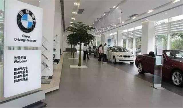 4S店銷售賣一輛車，能掙你多少錢，看看業(yè)內(nèi)人士怎么說的