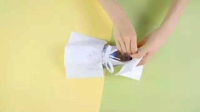 鞋邊鞋底發(fā)黃怎么辦？6個妙招快速解決！
