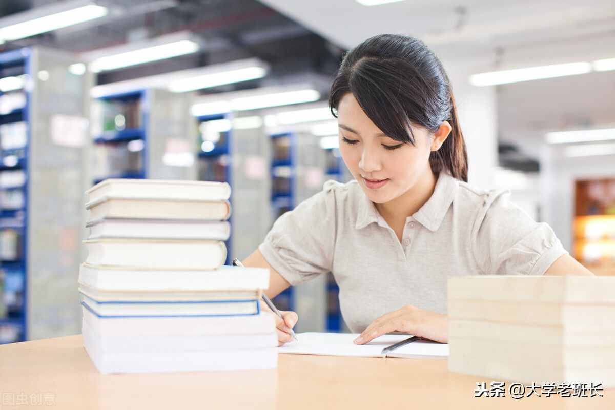 什么是應(yīng)屆生身份，對于大學(xué)生有多重要，多少大學(xué)生后悔莫及
