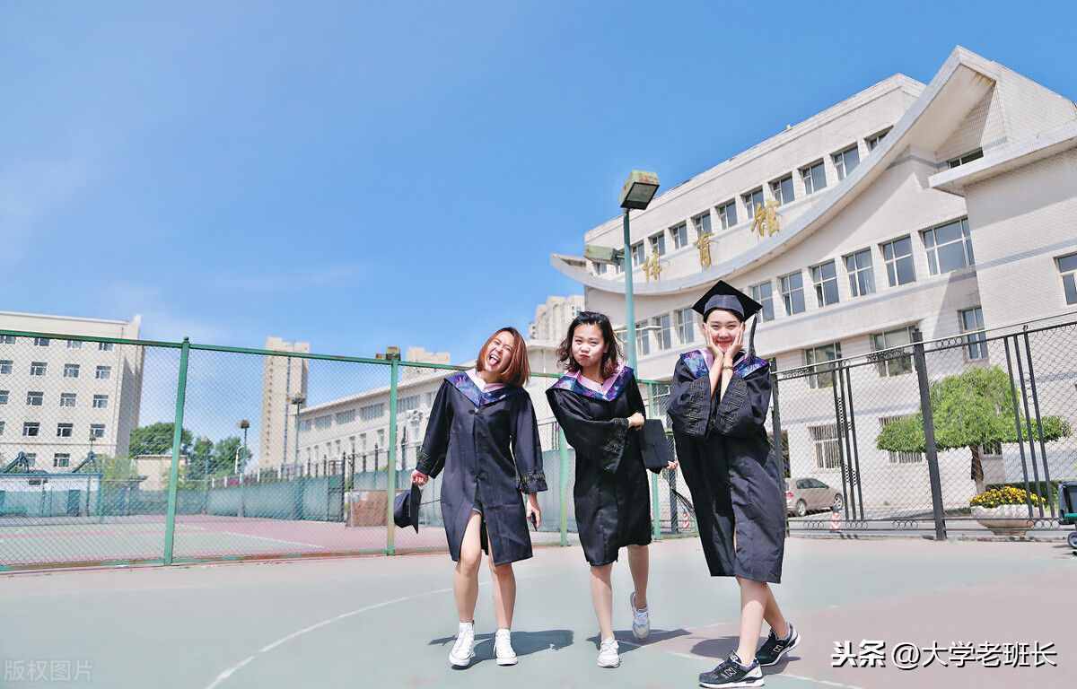 什么是應(yīng)屆生身份，對于大學(xué)生有多重要，多少大學(xué)生后悔莫及