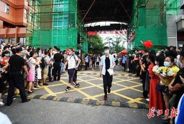 住哪？吃啥？天氣么樣？這份高考服務(wù)指南請(qǐng)收好
