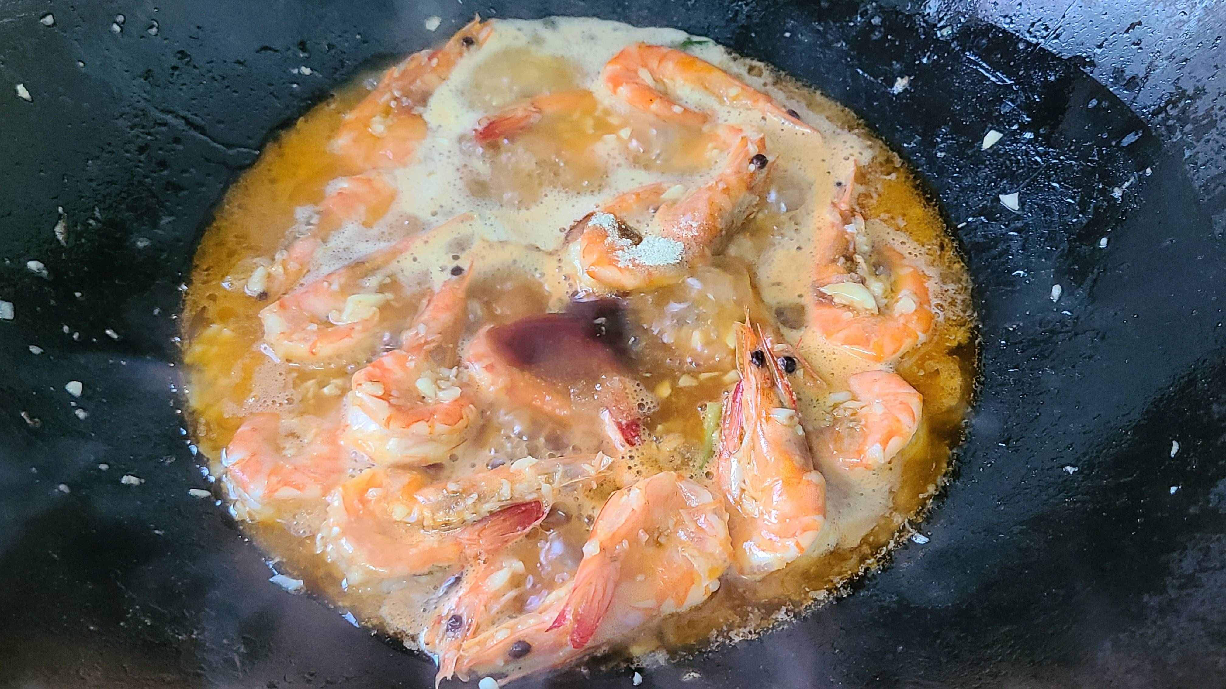 愛吃大蝦試試這種做法，簡單美味又好吃，超下飯，小孩很喜歡吃
