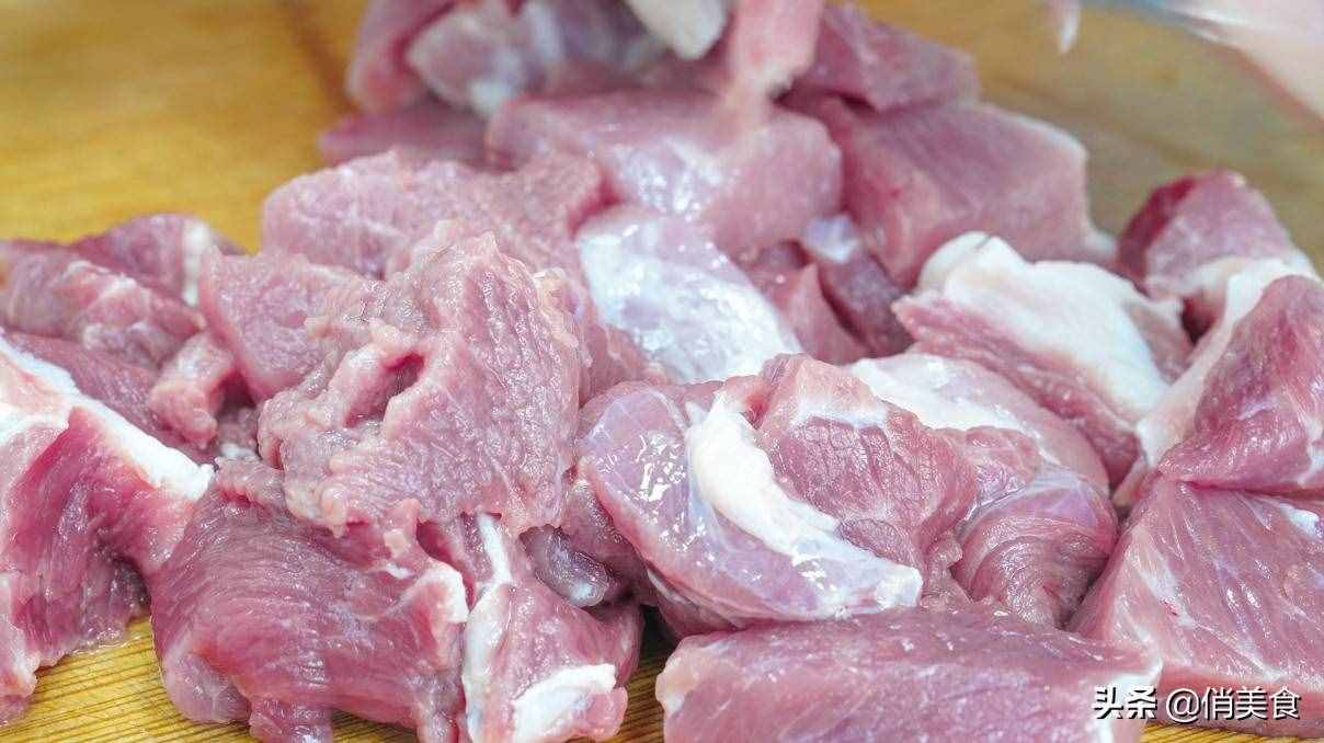 餃子館不外傳的白菜豬肉餡做法，不腥，不膩，鮮嫩多汁真好吃