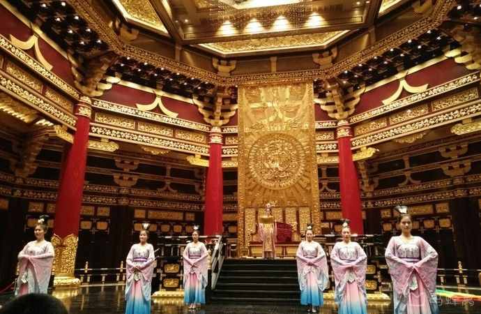 女皇武則天如此霸氣，死后造字取名為“曌”，原來(lái)有深意