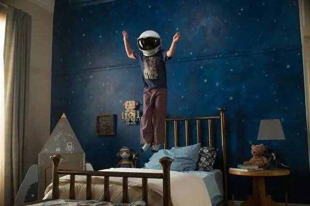 掌握這套科學(xué)啟蒙密碼，給仰望星辰的孩子上好太空第一課！