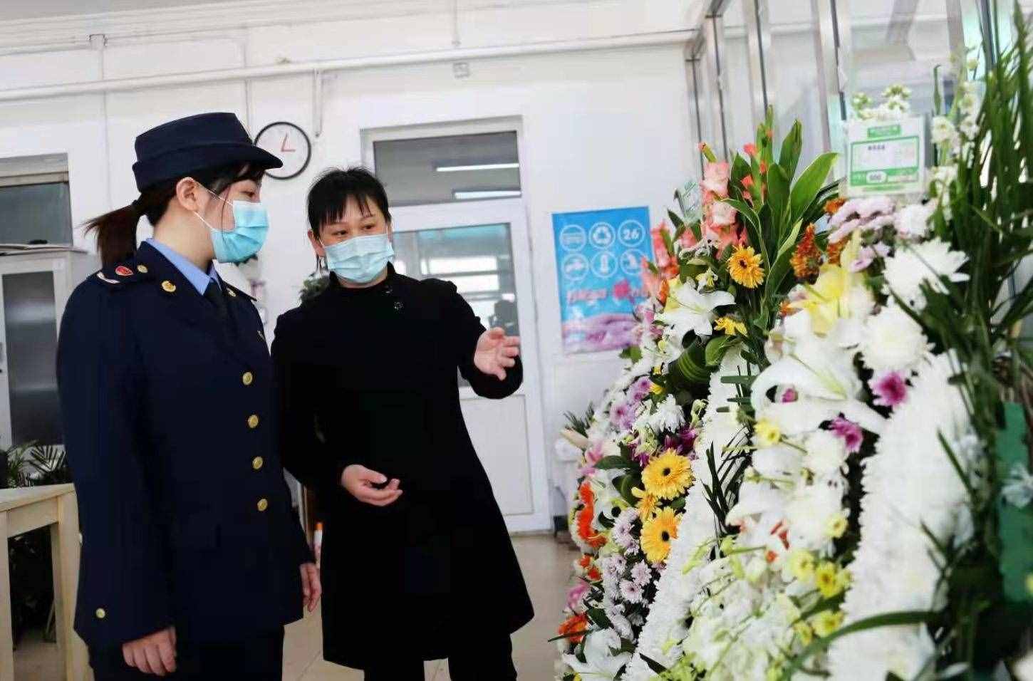 石景山愛瑪裕市場銷售帶迷信色彩殯葬用品，停售