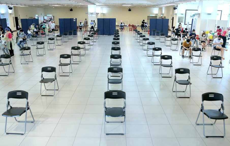 臺灣人口2300萬，民進(jìn)黨砸8400億防疫，為何民眾還是沒有疫苗打？