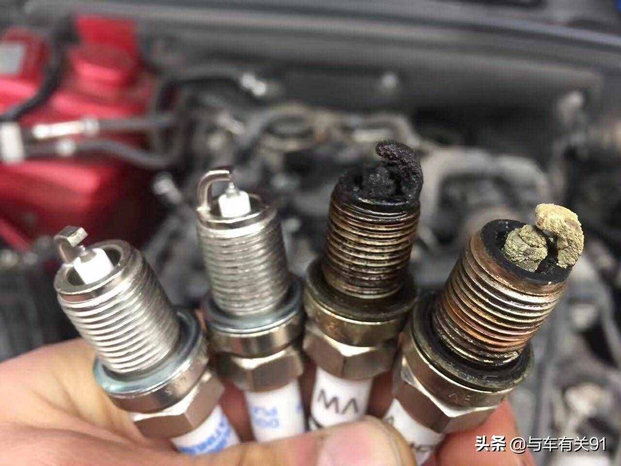 火花塞到底多少公里換？小心4S店和修理廠這個(gè)套路，很多車友被坑
