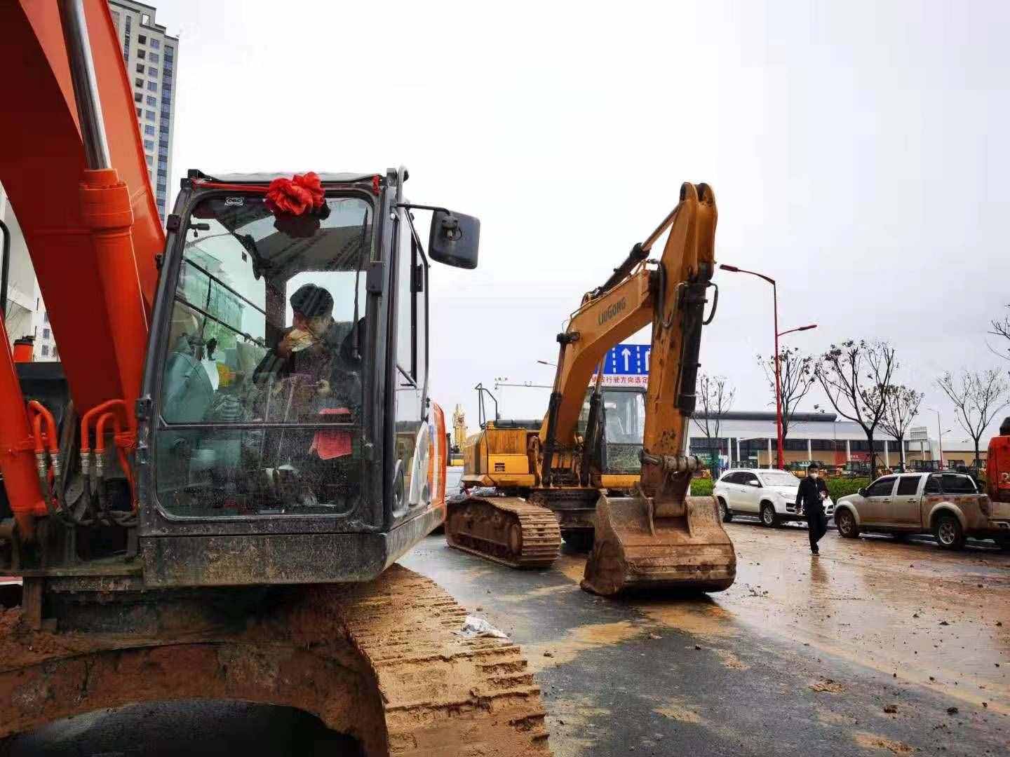 直擊雷神山醫(yī)院：定址武漢軍運村，2月5日前交付使用