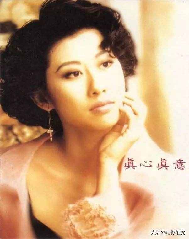58歲葉倩文，曾經(jīng)紅極一時，嫁大14歲林子祥，如今家庭幸福