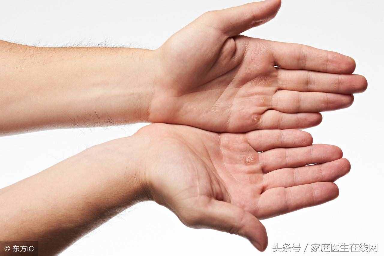 手上長的小水泡到底是什么？這3個小妙招，止癢防復(fù)發(fā)