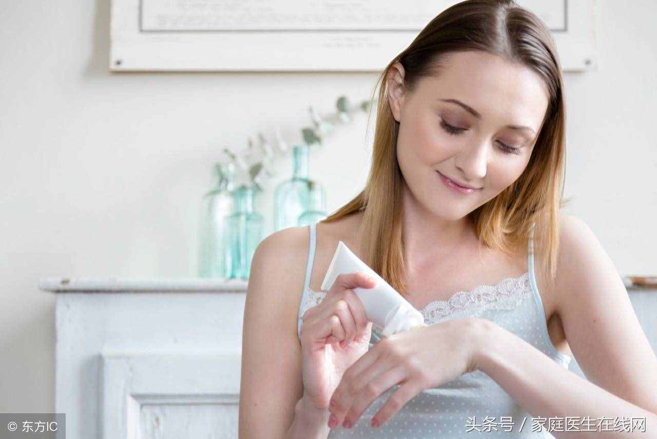 手上長的小水泡到底是什么？這3個小妙招，止癢防復(fù)發(fā)