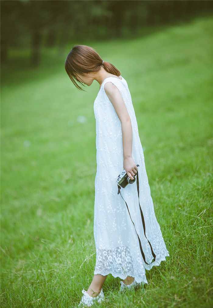 干貨分享：女孩子學(xué)化妝有前途嗎？化妝師的前途在哪里？