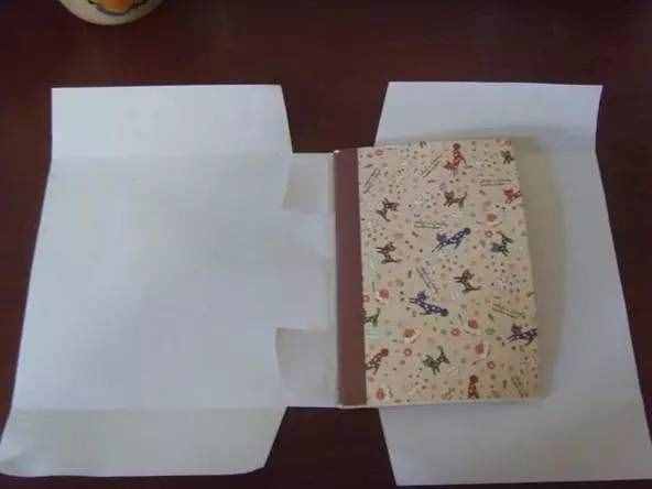 別給孩子使用塑料書皮啦，最齊全的書皮包法全在這里，快來收藏！
