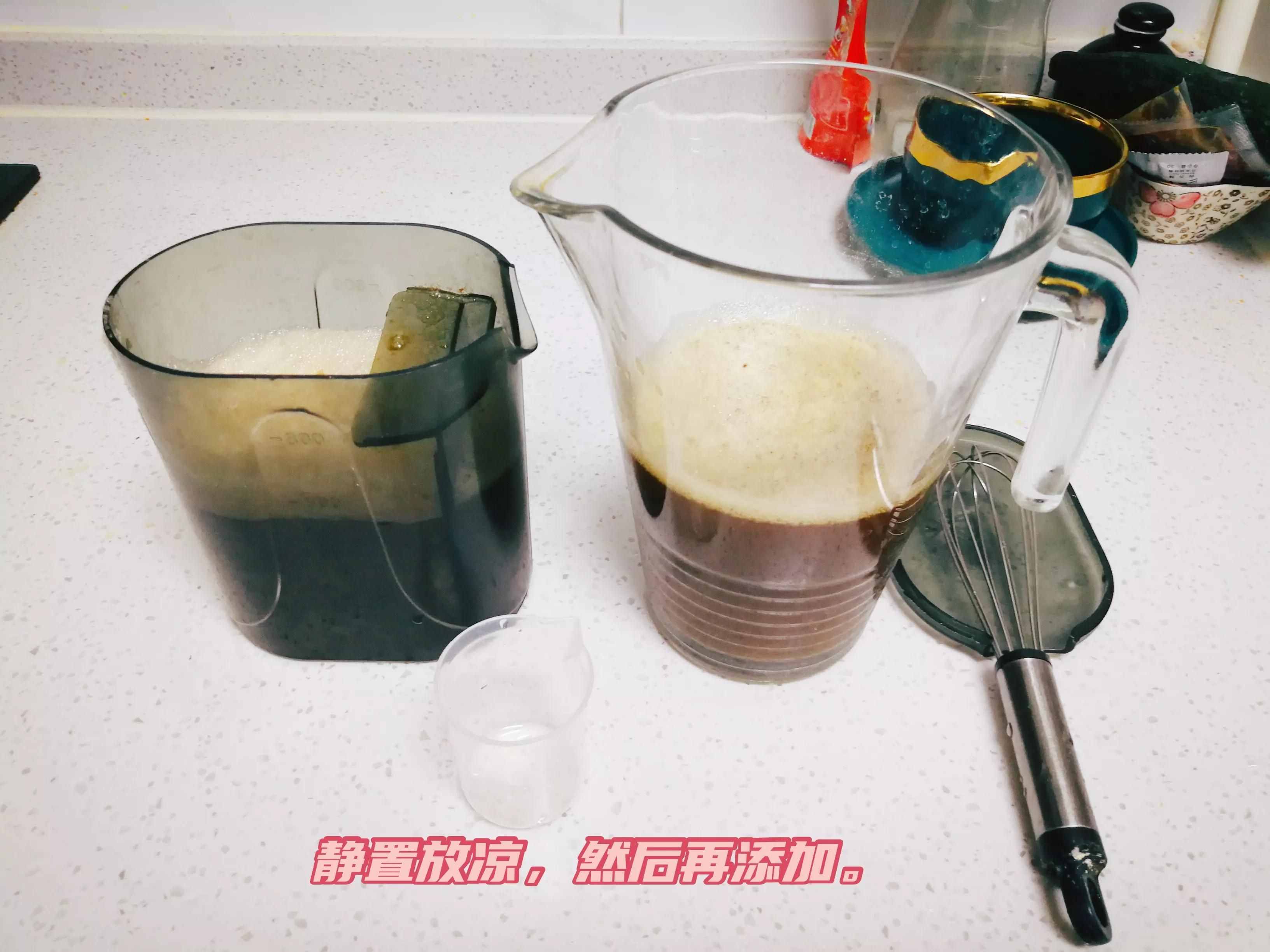 在家自制十幾種中草藥洗發(fā)水