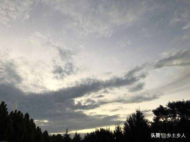 小暑將至，明日逢空，俗語：“日子逢空，萬物減半”，是啥意思？