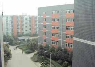成都團(tuán)結(jié)大學(xué)城，青春與夢(mèng)想洋溢的地方