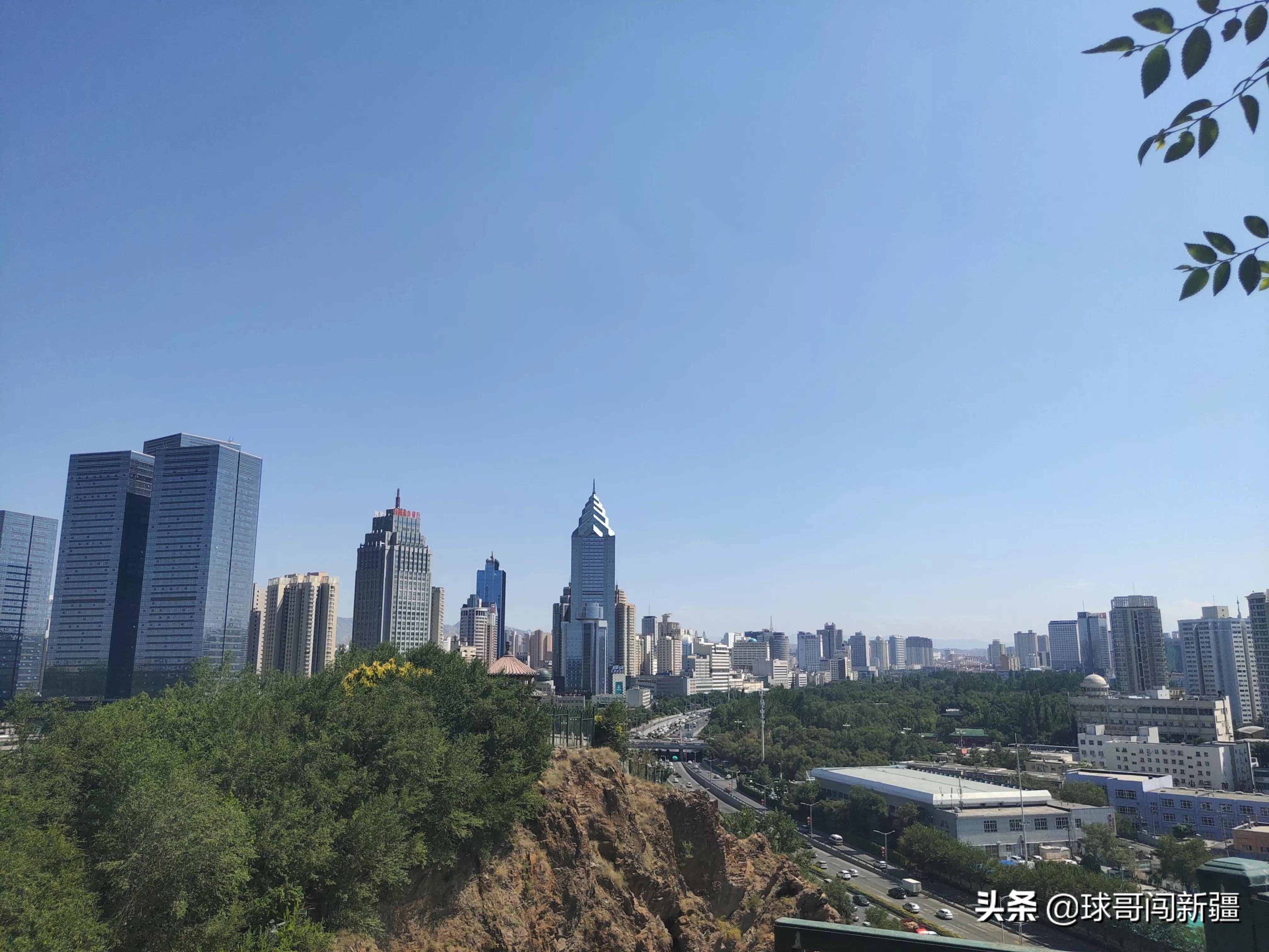 烏魯木齊小西溝商圈沒(méi)落了？若升級(jí)商圈業(yè)態(tài)能否煥發(fā)新活力？