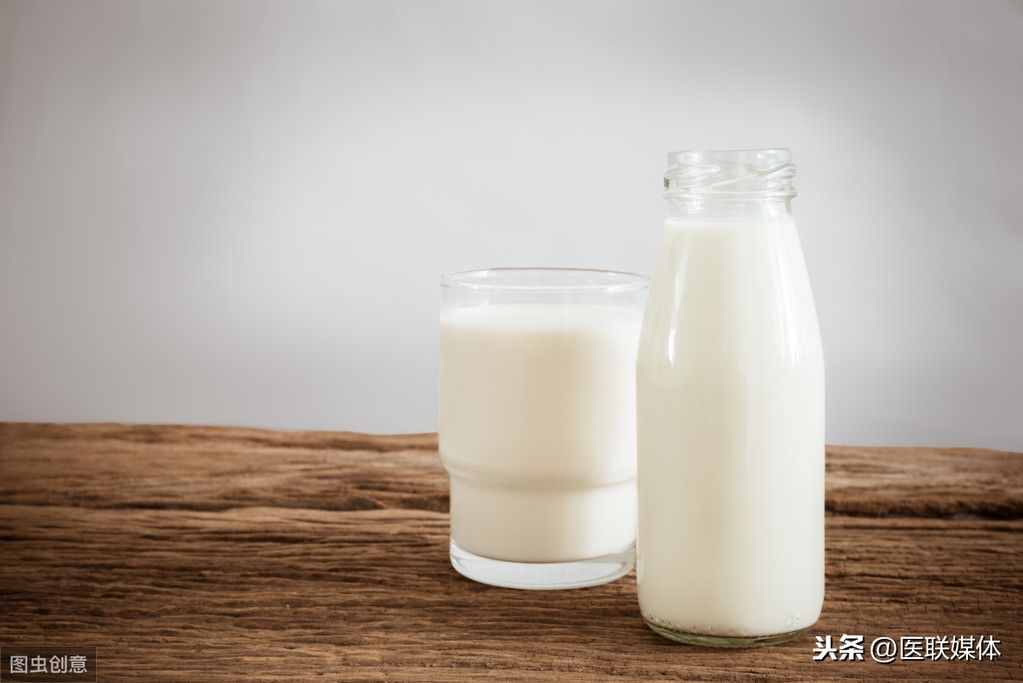 骨折后吃什么好得快？告訴你3種補(bǔ)鈣的食物，別只盯著骨頭湯