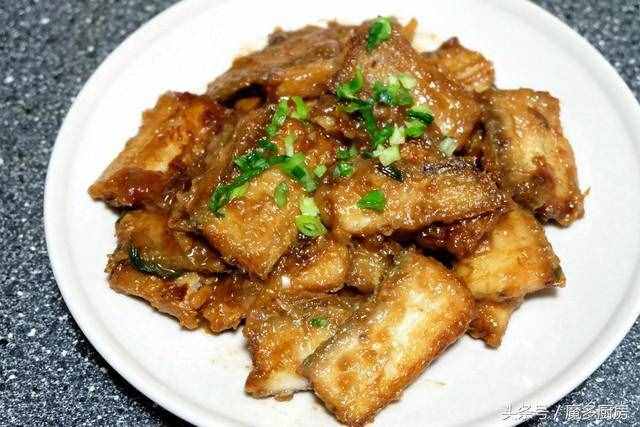 帶魚好吃不難做，這個做法最簡單，不腥不膩還不散，孩子都愛吃！