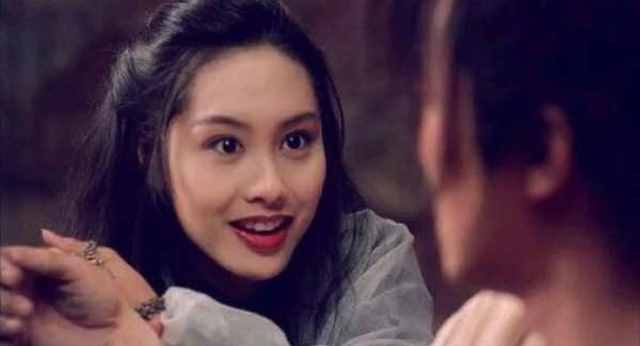 女人的眼睛會(huì)說(shuō)話，她愛(ài)不愛(ài)你，全寫(xiě)在眼神里