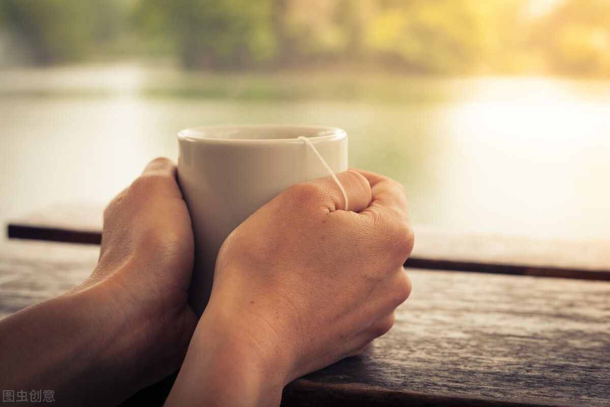 男人在家庭中有多重要？高情商的男人永遠(yuǎn)不會(huì)讓婆媳起爭執(zhí)