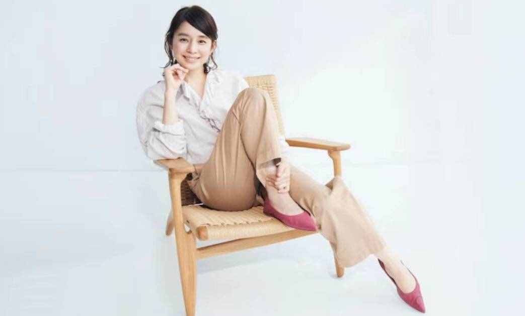 大臉、長相不完美，夏天扎發(fā)or盤發(fā)？6款最美“發(fā)型”詳解，照做