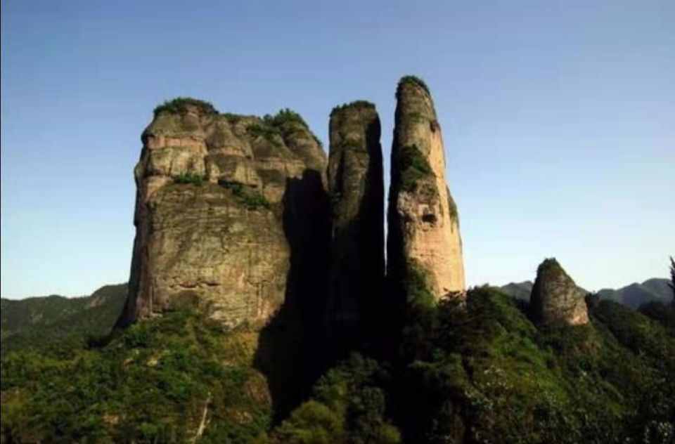 花開(kāi)龍口｜秀甲東南江郎山