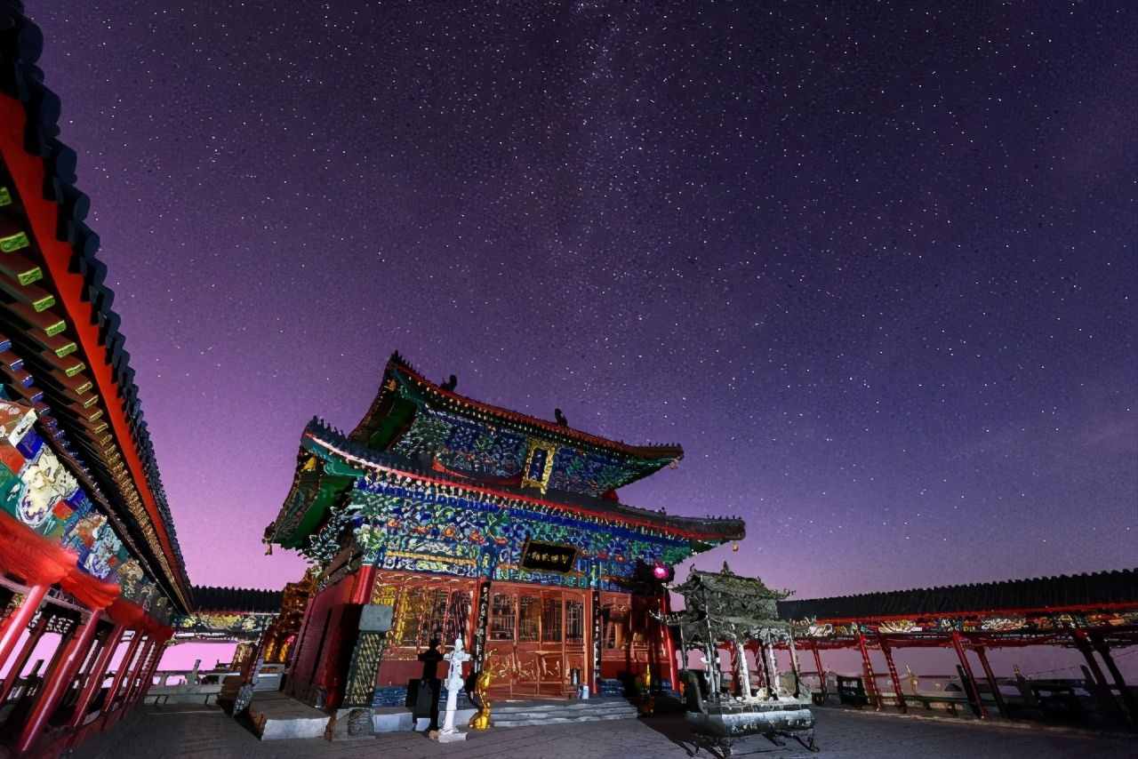 揭秘唐三彩，從種類到制作，東方藝術(shù)瑰寶的風(fēng)光