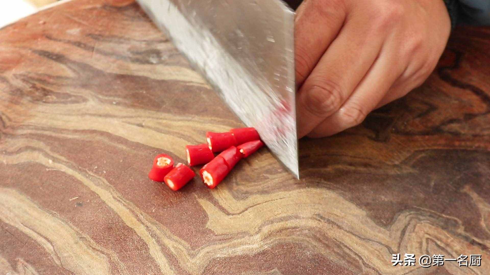 家常泡菜最好吃的做法，大磊1次做1盆，爽口開胃，腌一晚上就能吃
