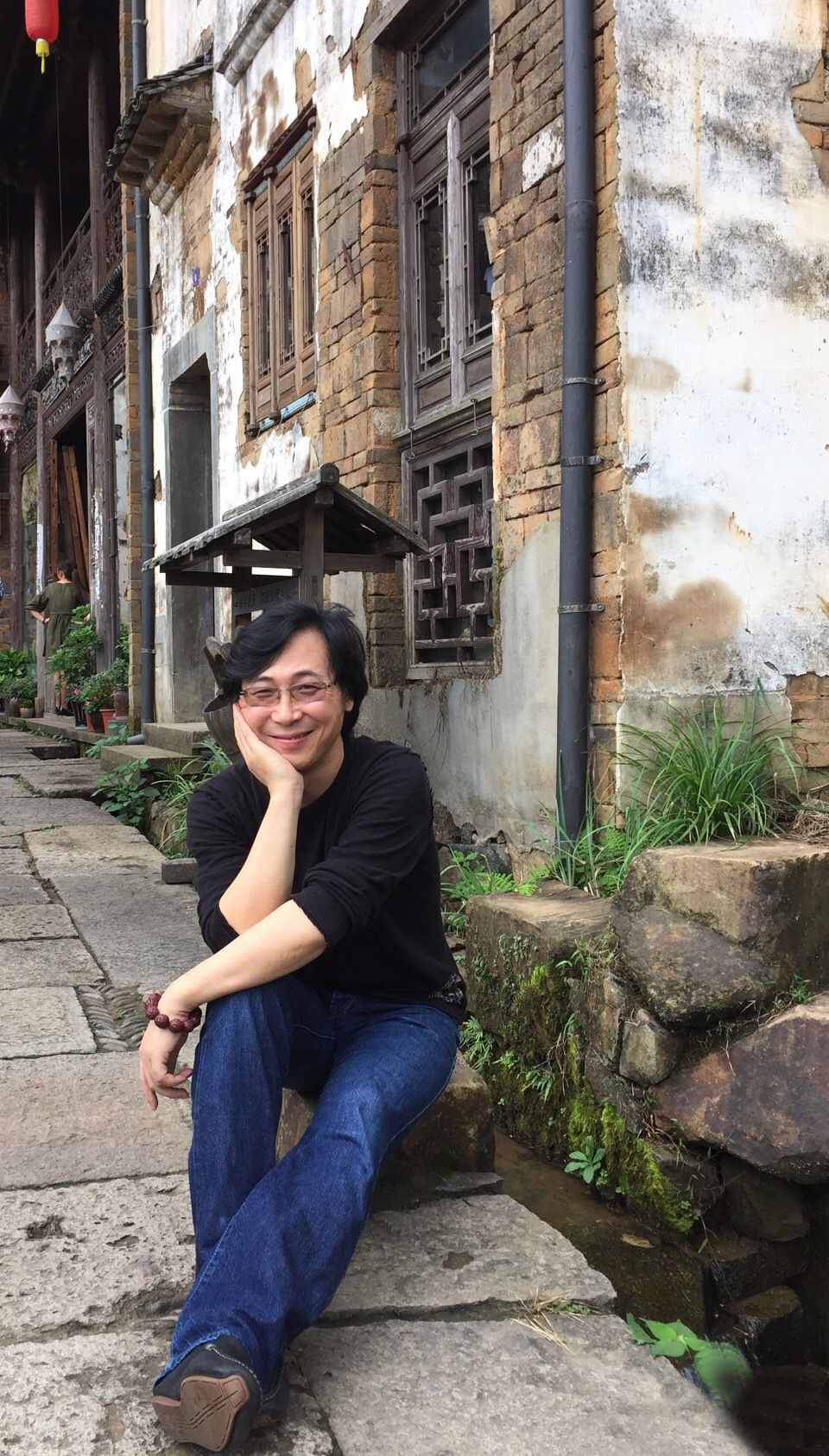 歌唱家廖昌永：與“三心牌”愛妻的幸?；橐? style=