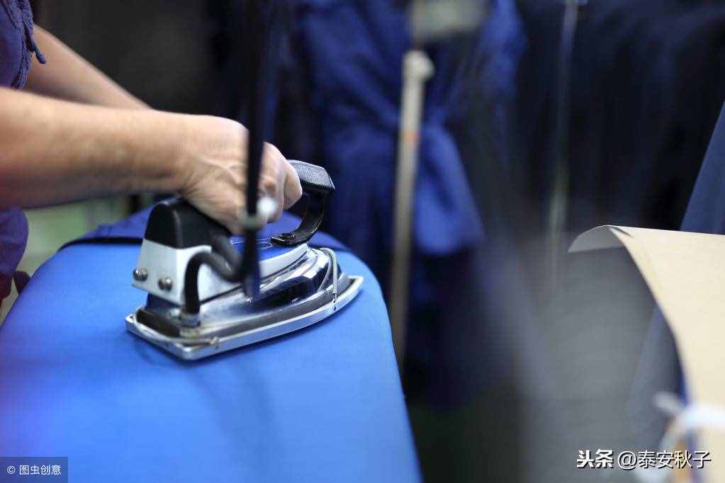個人在家做一件簡單衣服的三個制作步驟，做衣服不要想的太復(fù)雜